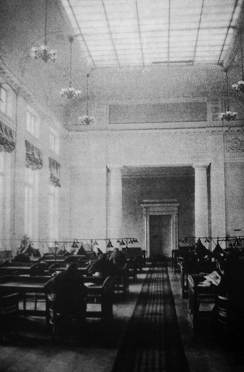Центральный читательский зал, 1932 г. Фото из книги Д. Малакова, стр. 91. 